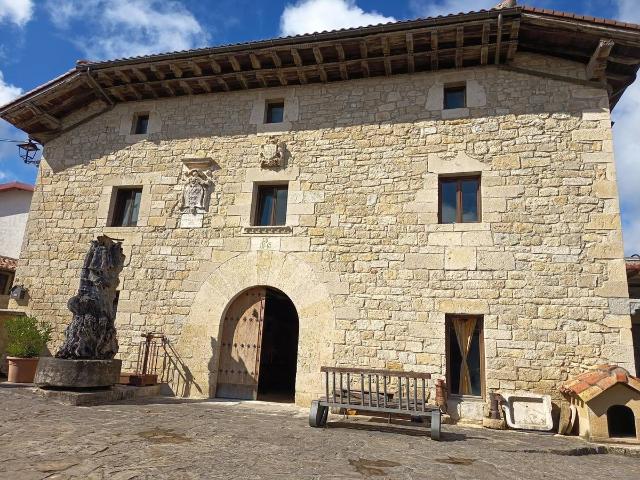 Casa chalet en Venta en Iza / Itza