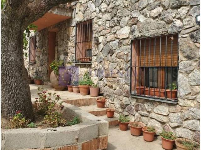 Casa chalet en Venta en Jaraicejo