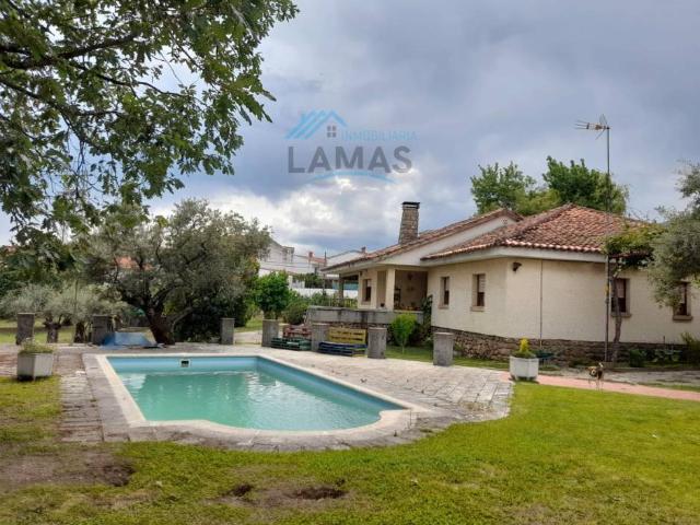 Casa chalet en Venta en Jarandilla de la Vera