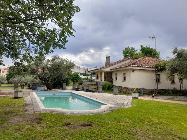 Casa chalet en Venta en Jarandilla de la Vera