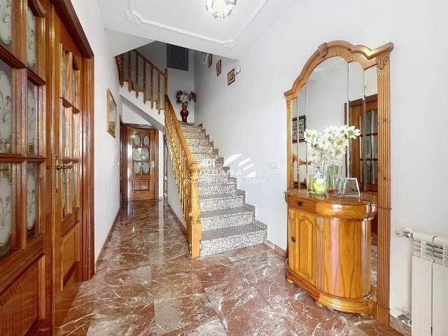 Casa chalet en Venta en Jardin Lucena