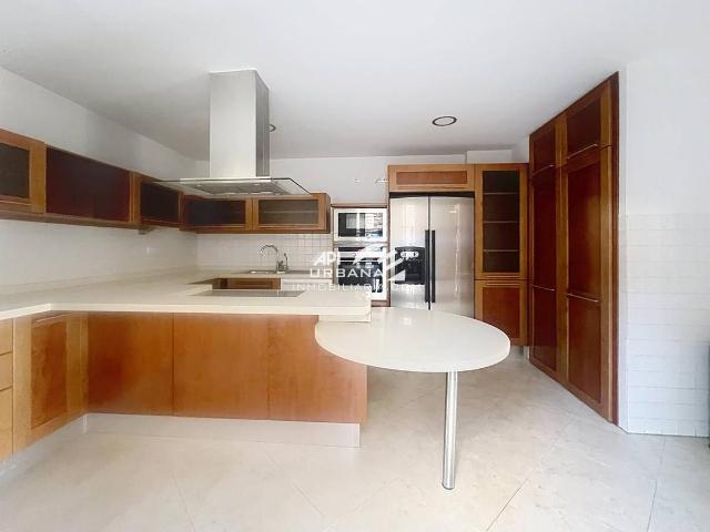Casa chalet en Venta en Jardin Lucena