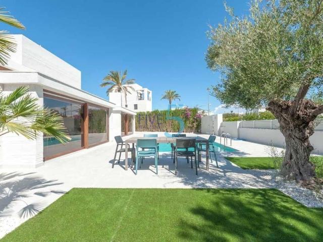 Casa chalet en Venta en Jerónimo y Avileses