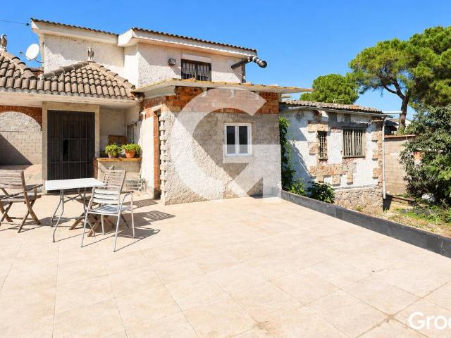 Casa chalet en Venta en La Torre de Claramunt