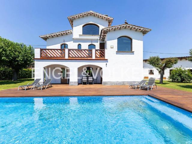 Casa chalet en Venta en La Vall d'en Bas