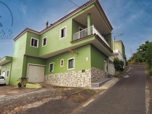 Casa chalet en Venta en La Vega El Amparo Cueva del Viento
