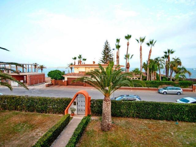 Casa chalet en Venta en La Veleta