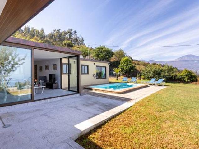 Casa chalet en Venta en La Vera El Farrobillo Tosca de Ana María