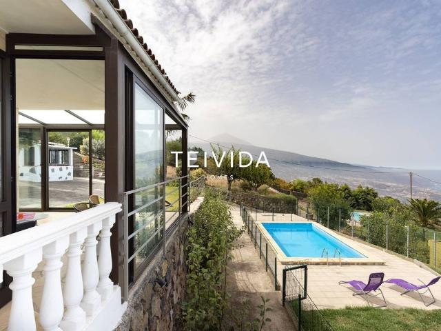 Casa chalet en Venta en La Vera El Farrobillo Tosca de Ana María