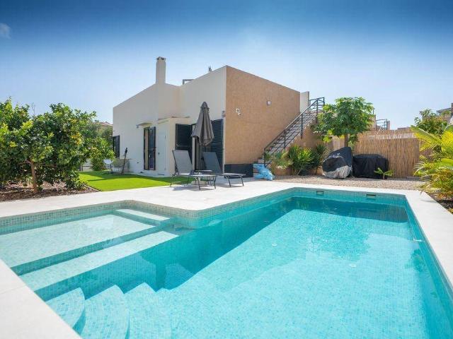 Casa chalet en Venta en La Zenia