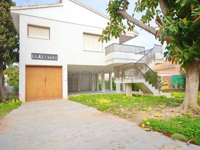 Casa chalet en Venta en La Zenia