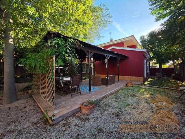 Casa chalet en Venta en La Alcayna
