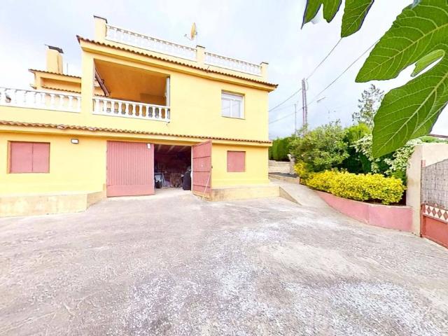 Casa chalet en Venta en La Bisbal del Penedès
