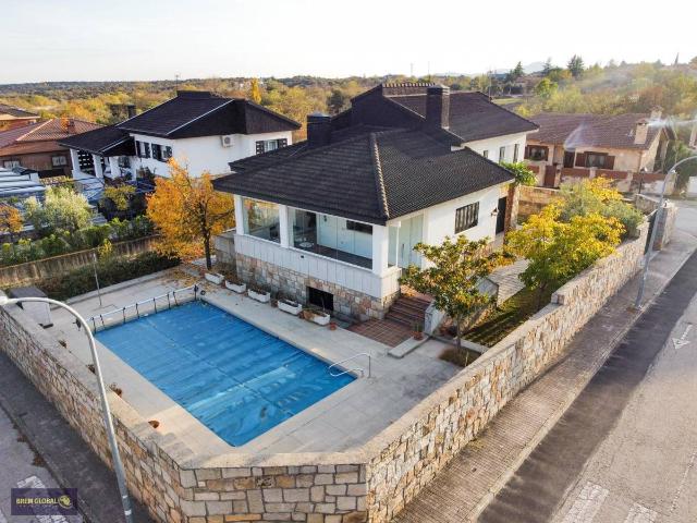 Casa chalet en Venta en La Cabrera