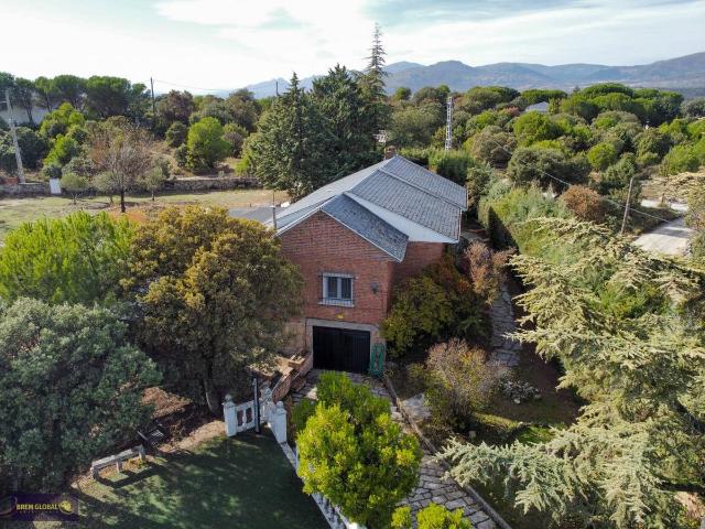 Casa chalet en Venta en La Cabrera