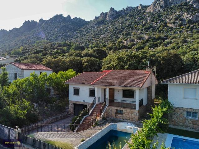 Casa chalet en Venta en La Cabrera