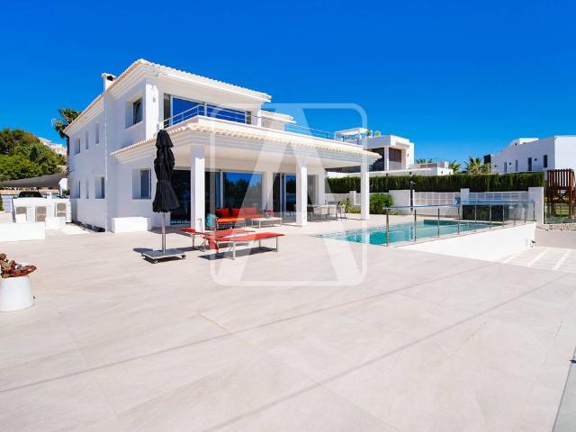 Casa chalet en Venta en La Caleta La Calalga Les Bassetes