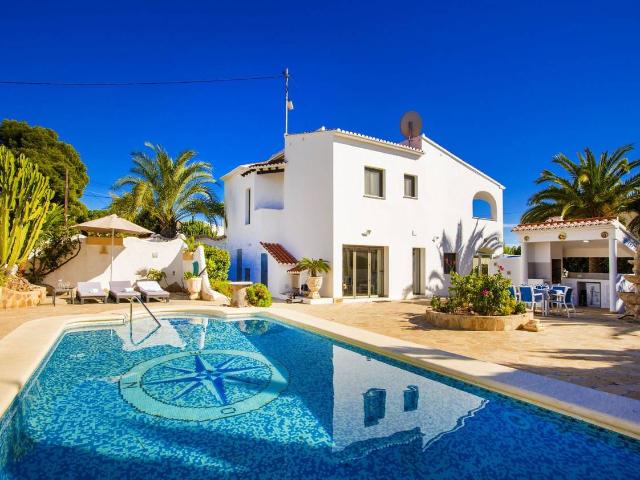 Casa chalet en Venta en La Caleta La Calalga Les Bassetes