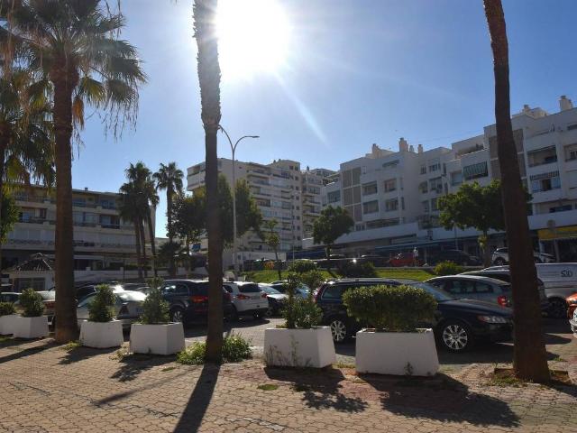 Casa chalet en Venta en La Carihuela Los Nidos