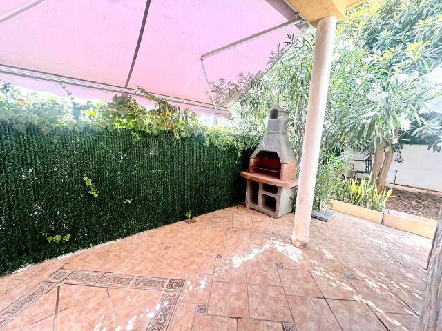 Casa chalet en Venta en La Carihuela Los Nidos