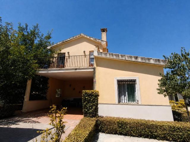 Casa chalet en Venta en La Carlota