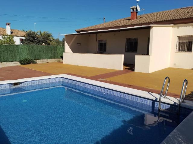 Casa chalet en Venta en La Carlota