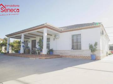 Casa chalet en Venta en La Carlota