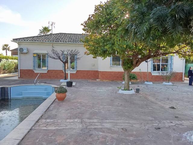 Casa chalet en Venta en La Carlota