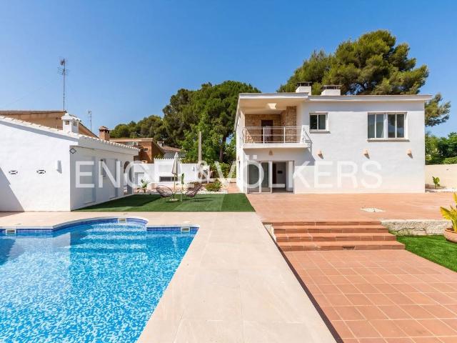 Casa chalet en Venta en La Cañada