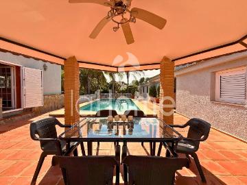 Casa chalet en Venta en La Cañada