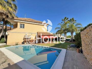 Casa chalet en Venta en La Cañada