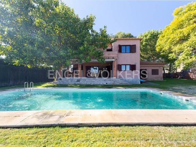 Casa chalet en Venta en La Conarda