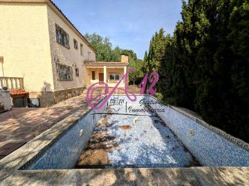 Casa chalet en Venta en La Conarda