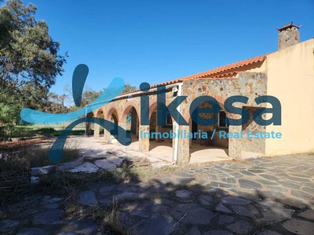 Casa chalet en Venta en La Estación
