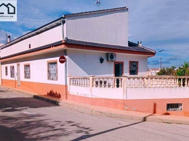 Casa chalet en Venta en La Font de la Figuera