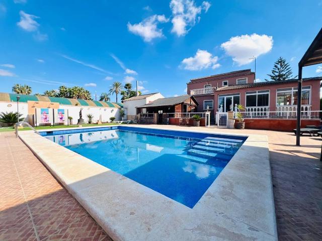 Casa chalet en Venta en La Foia Daimés Asprella