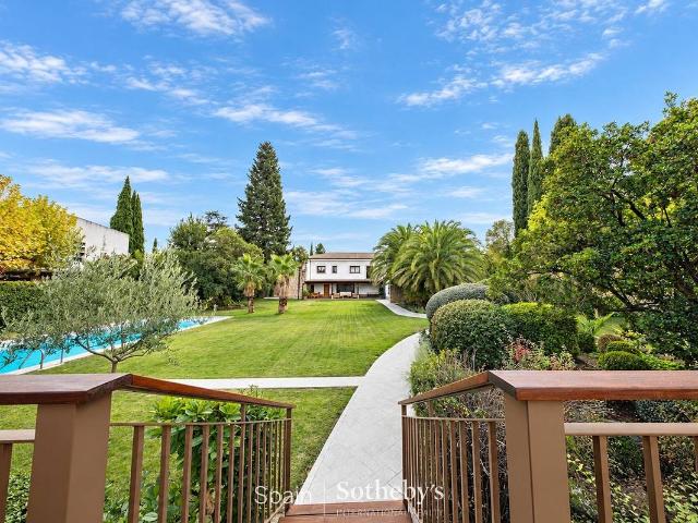 Casa chalet en Venta en La Florida El Plantío