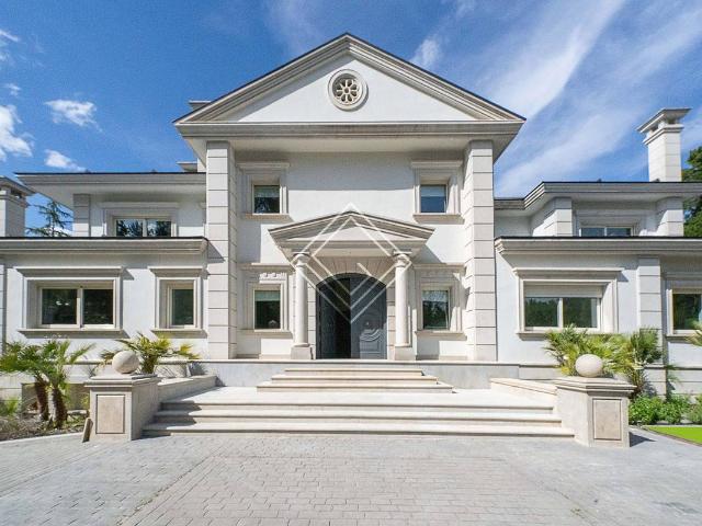 Casa chalet en Venta en La Florida El Plantío