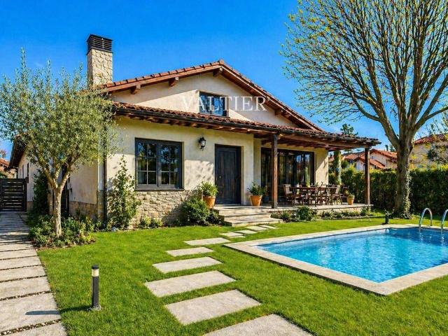 Casa chalet en Venta en La Florida El Plantío