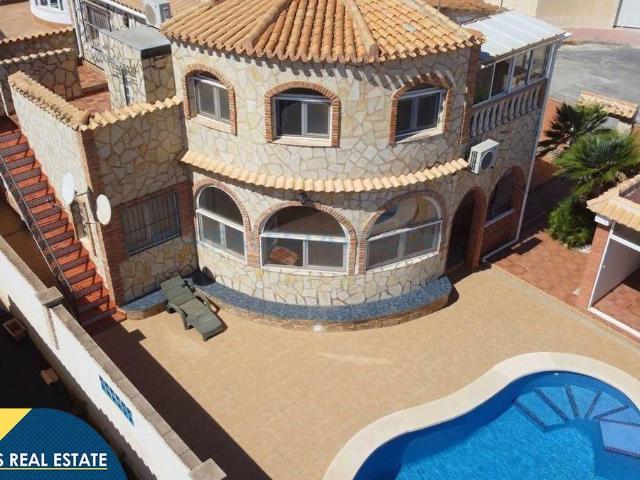 Casa chalet en Venta en La Florida