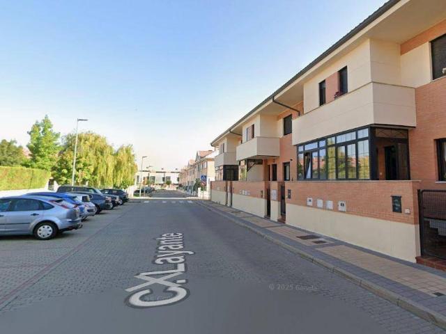 Casa chalet en Venta en La Flecha Monasterio del Prado