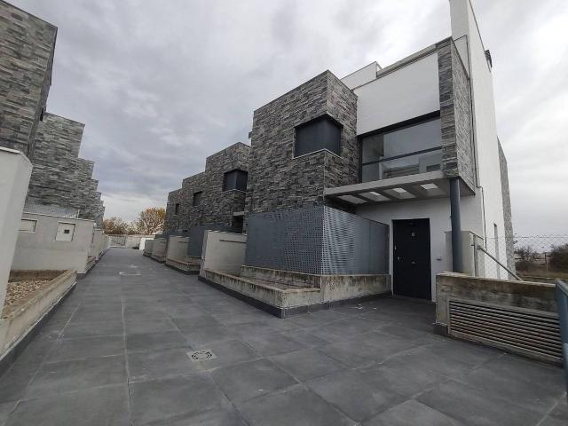Casa chalet en Venta en La Flecha Monasterio del Prado