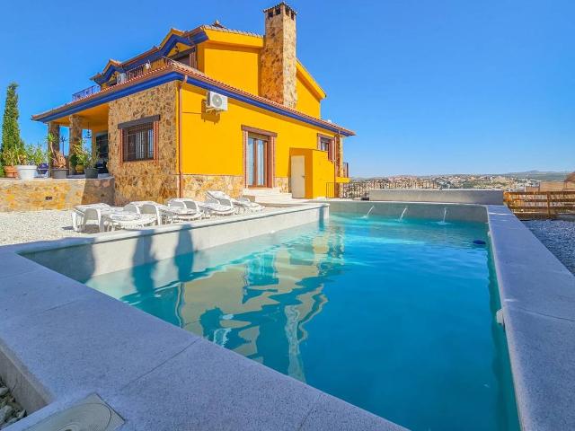 Casa chalet en Venta en La Guardia de Jaén