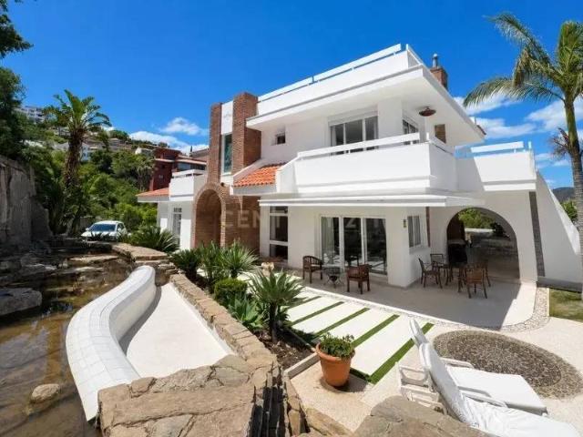 Casa chalet en Venta en La Mairena