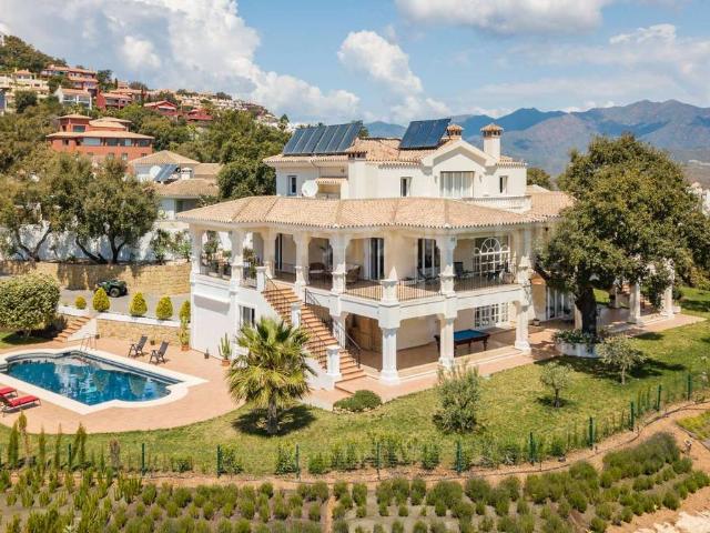 Casa chalet en Venta en La Mairena