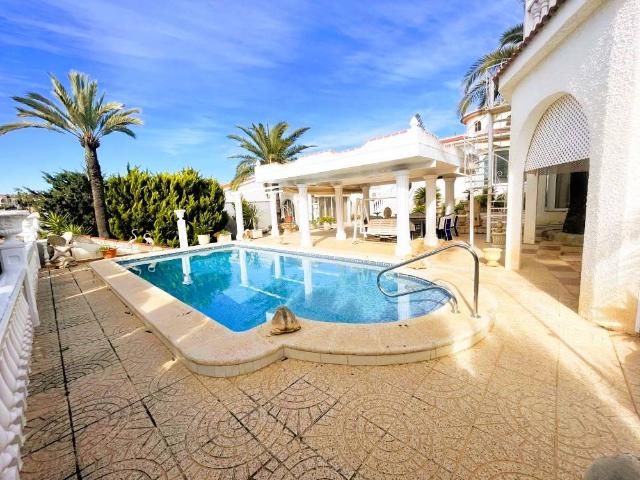 Casa chalet en Venta en La Marquesa