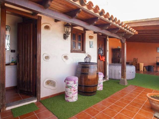 Casa chalet en Venta en La Matanza de Acentejo
