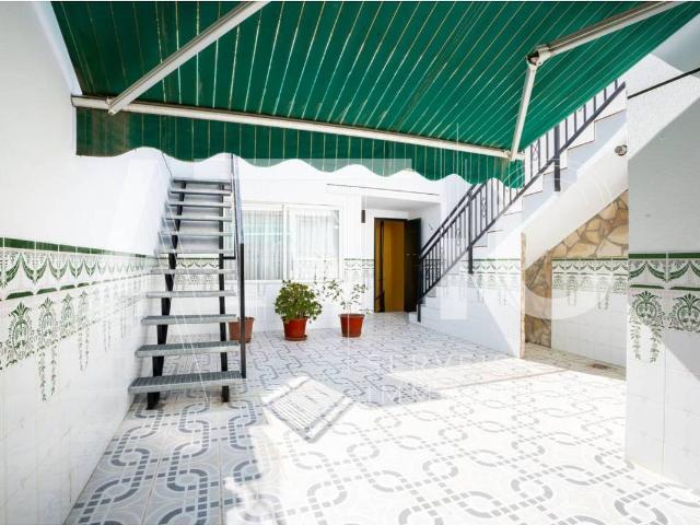 Casa chalet en Venta en La Maurina