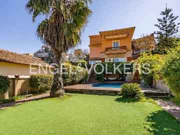 Casa chalet en Venta en La Miranda Can Candeler