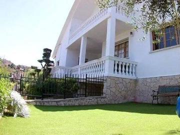 Casa chalet en Venta en La Miranda Can Candeler